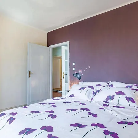 Awesome In With House Sea View Apartment