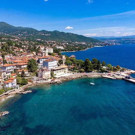 Awesome In With House Sea View Apartment Lovran